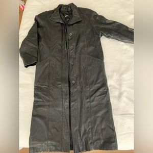 Pelle womens black leather long coat w thinsulate zip out lining. Button front